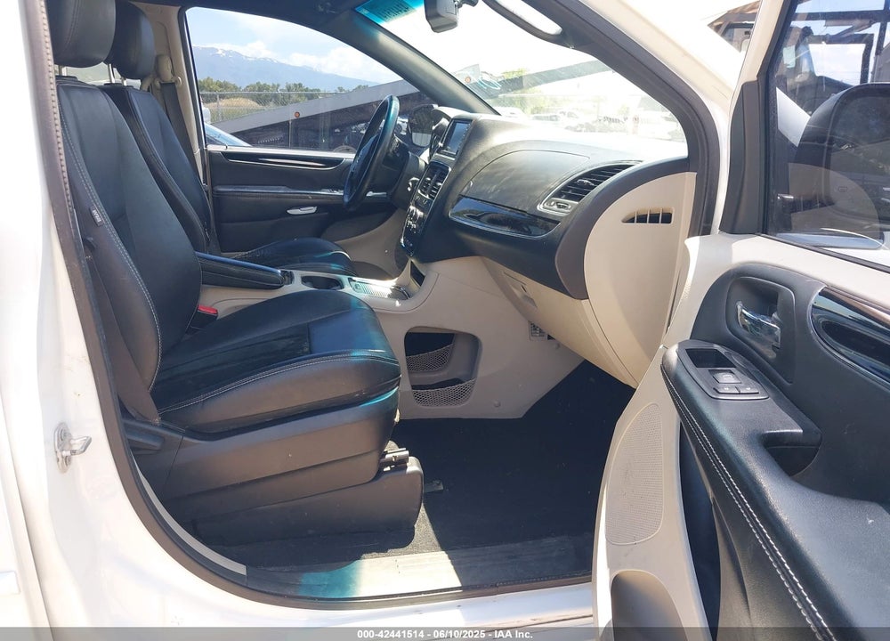 2016 DODGE GRAND CARAVAN SXT VIN: 2C4RDGCGXGR263576