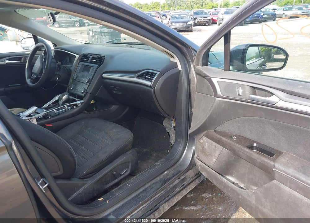 2016 FORD FUSION SE VIN: 1FA6P0H71G5110565