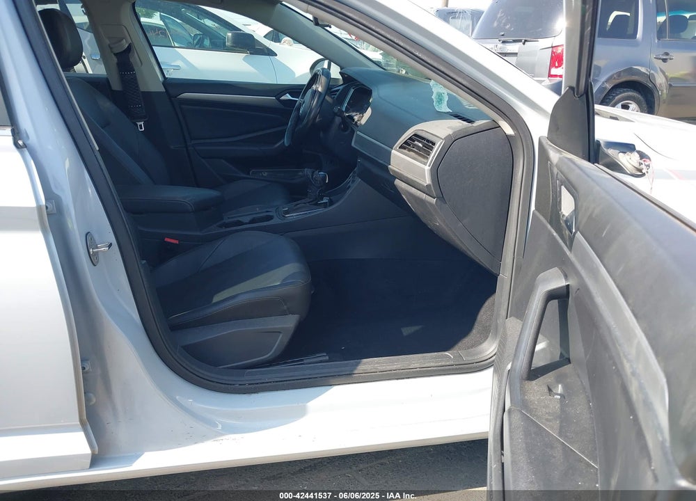 2019 VOLKSWAGEN JETTA VIN: 3VWC57BU7KM075394