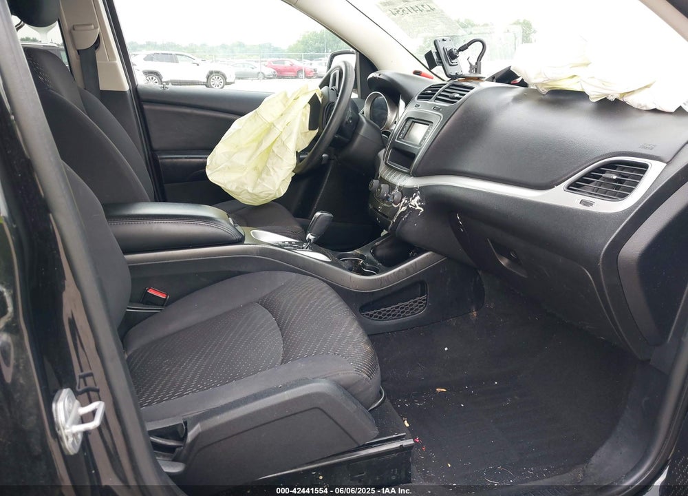 2013 DODGE JOURNEY VIN: 3C4PDCBG8DT547072