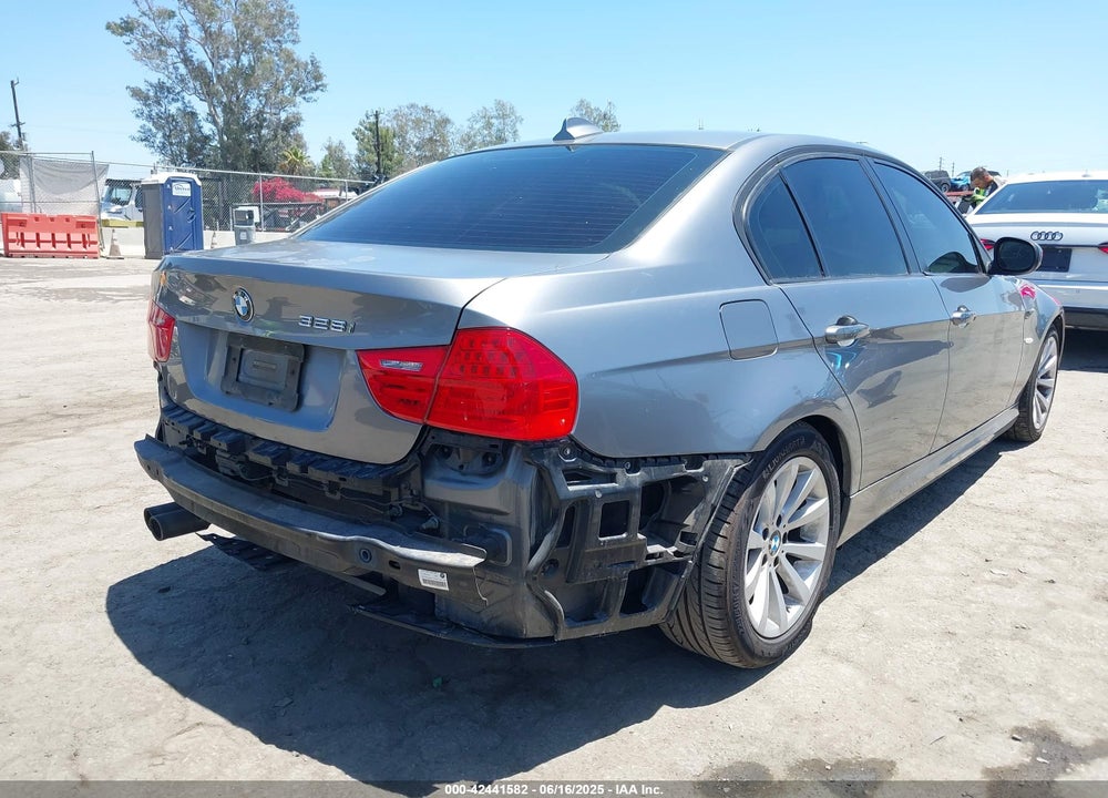 2011 BMW 328I VIN: WBAPH5G57BNM72284