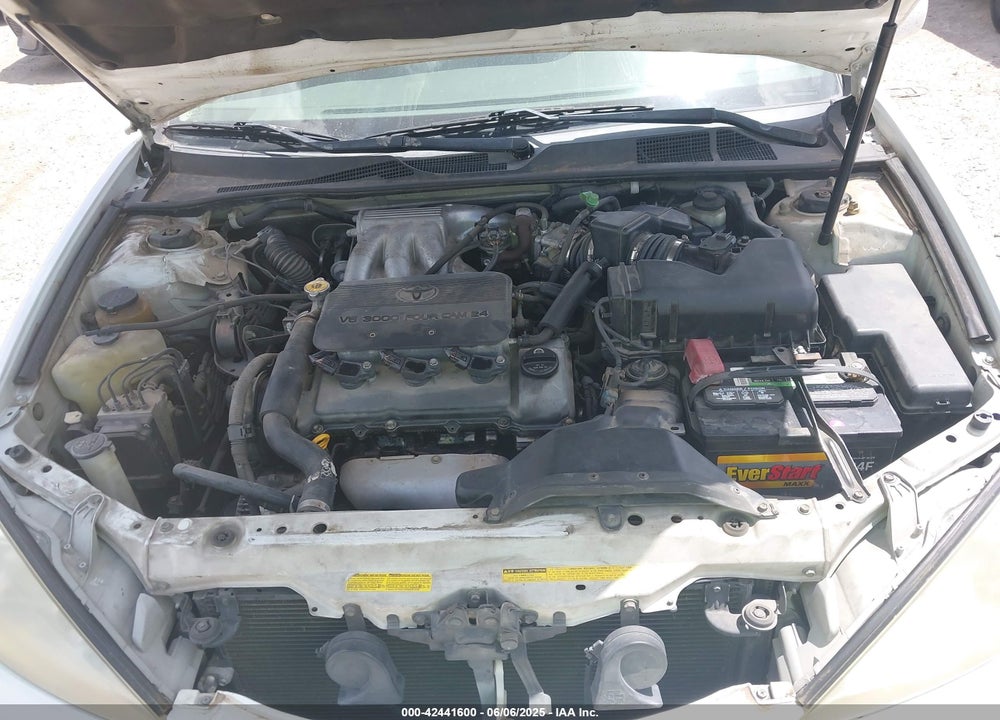 2003 TOYOTA CAMRY LE/XLE VIN: JTDBF30K030095917
