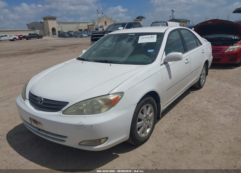 2003 TOYOTA CAMRY LE/XLE VIN: JTDBF30K030095917