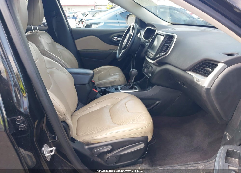 2016 JEEP CHEROKEE VIN: 1C4PJLDB8GW249680
