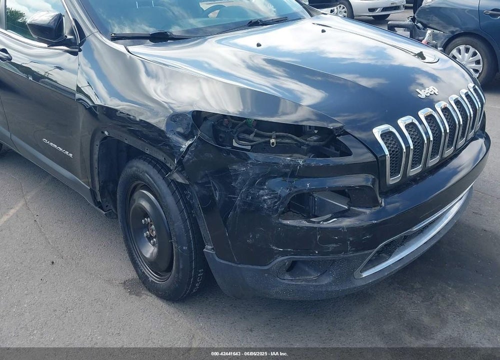 2016 JEEP CHEROKEE VIN: 1C4PJLDB8GW249680