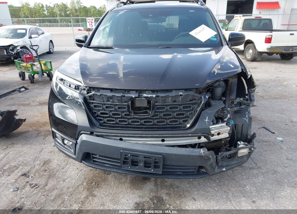 2019 HONDA PASSPORT VIN: 5FNYF8H2XKB015924