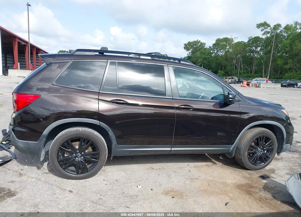 2019 HONDA PASSPORT VIN: 5FNYF8H2XKB015924