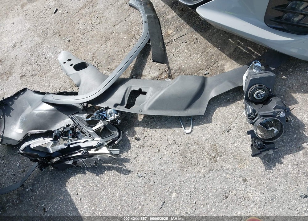 2019 HONDA PASSPORT VIN: 5FNYF8H2XKB015924