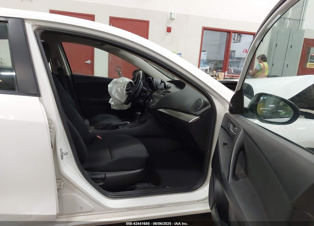 2012 MAZDA MAZDA3 VIN: JM1BL1L88C1697536