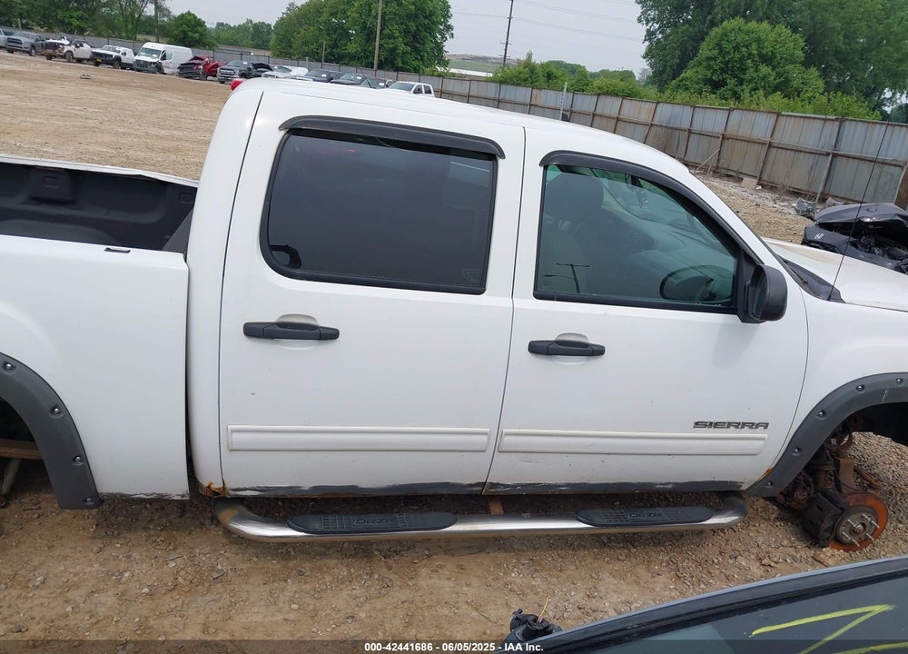 2010 GMC SIERRA 1500 SL VIN: 3GTRKUEA7AG226527