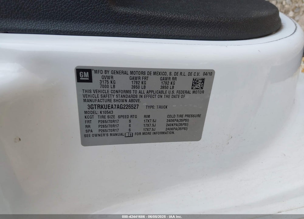 2010 GMC SIERRA 1500 SL VIN: 3GTRKUEA7AG226527