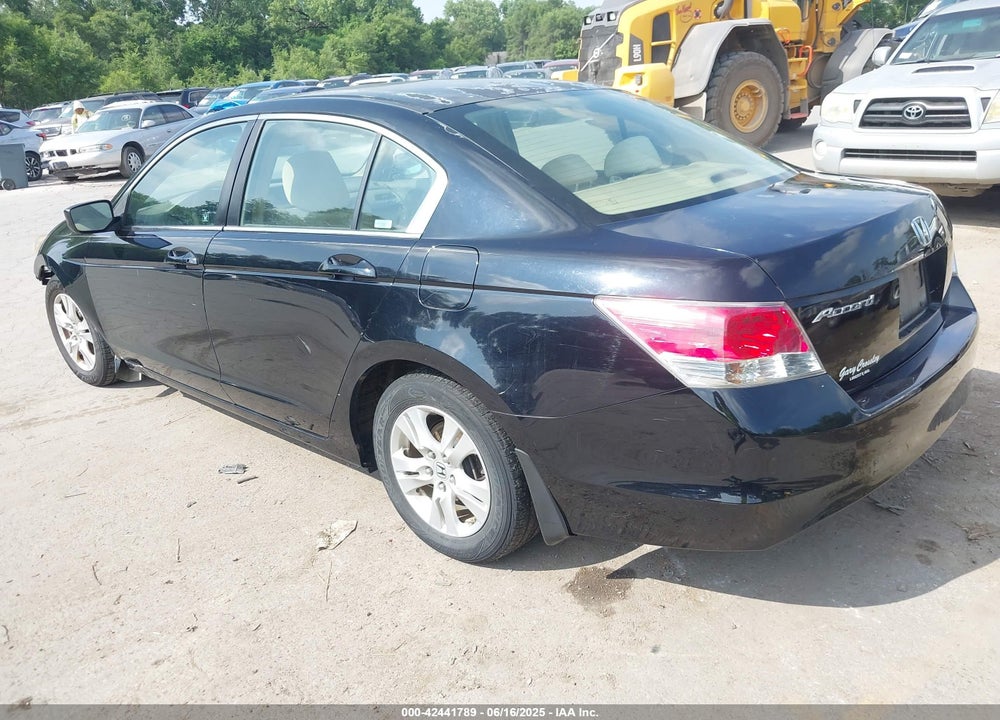 2008 HONDA ACCORD 2.4 LX-P VIN: 1HGCP26418A101022