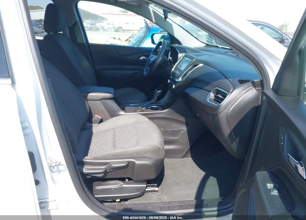2018 CHEVROLET EQUINOX LT VIN: 2GNAXJEV1J6187551