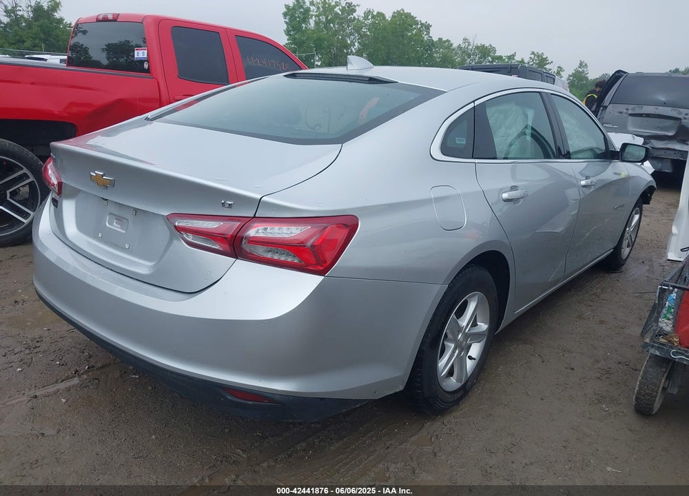 2022 CHEVROLET MALIBU VIN: 1G1ZD5ST1NF133721