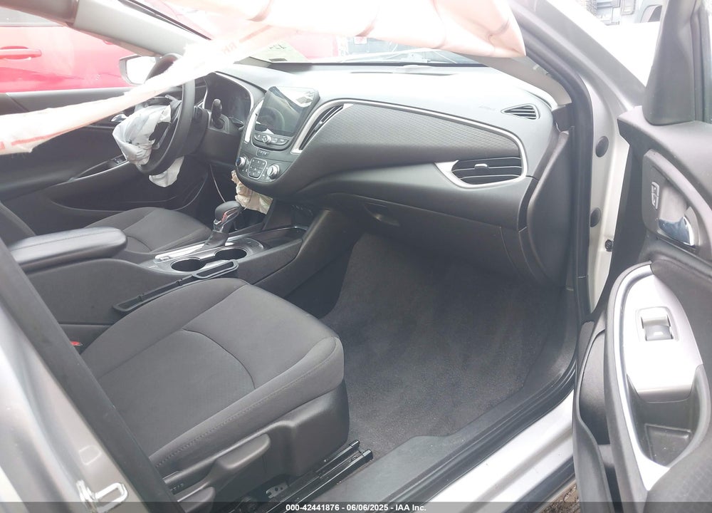 2022 CHEVROLET MALIBU VIN: 1G1ZD5ST1NF133721