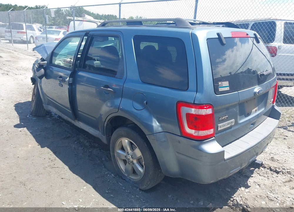 2010 FORD ESCAPE VIN: 1FMCU0DG9AKB09051