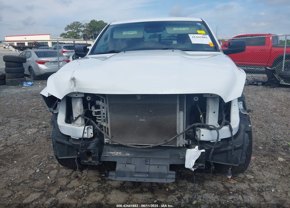 2020 RAM 1500 CLASSIC VIN: 3C6RR6KG4LG128081