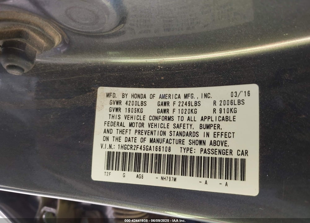 2016 HONDA ACCORD SEDAN VIN: 1HGCR2F45GA166108