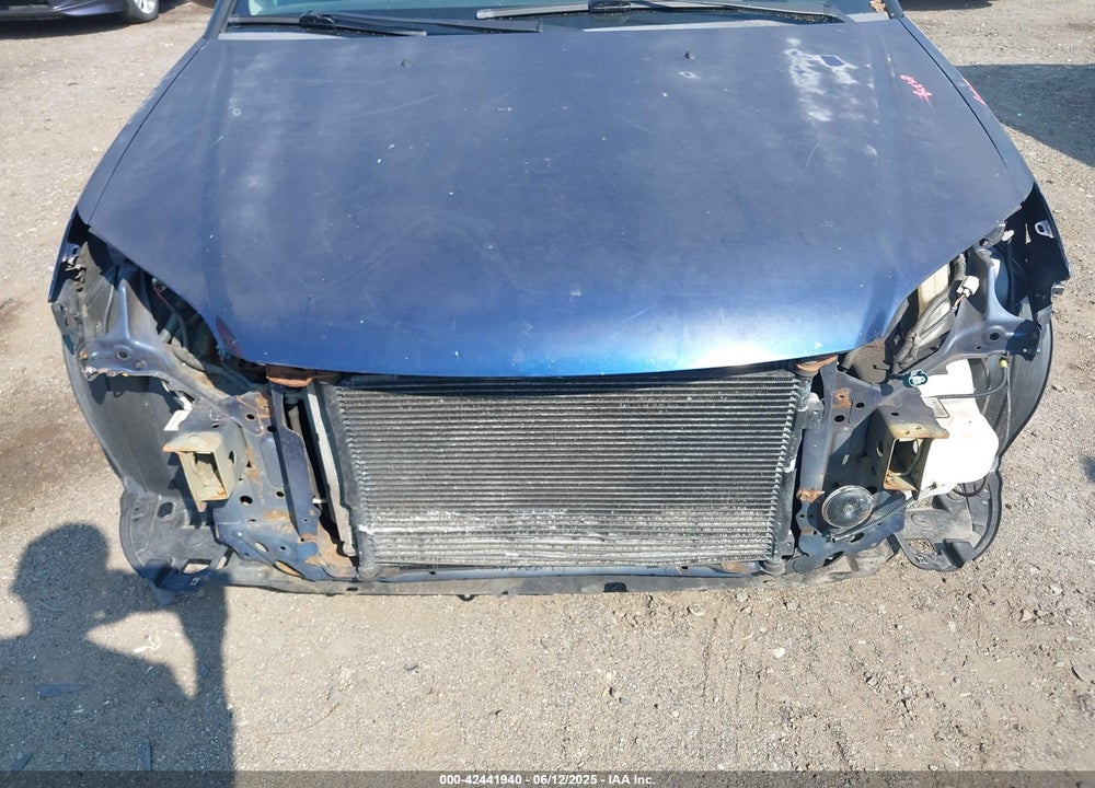 2005 HONDA CIVIC LX VIN: 2HGES16535H602341