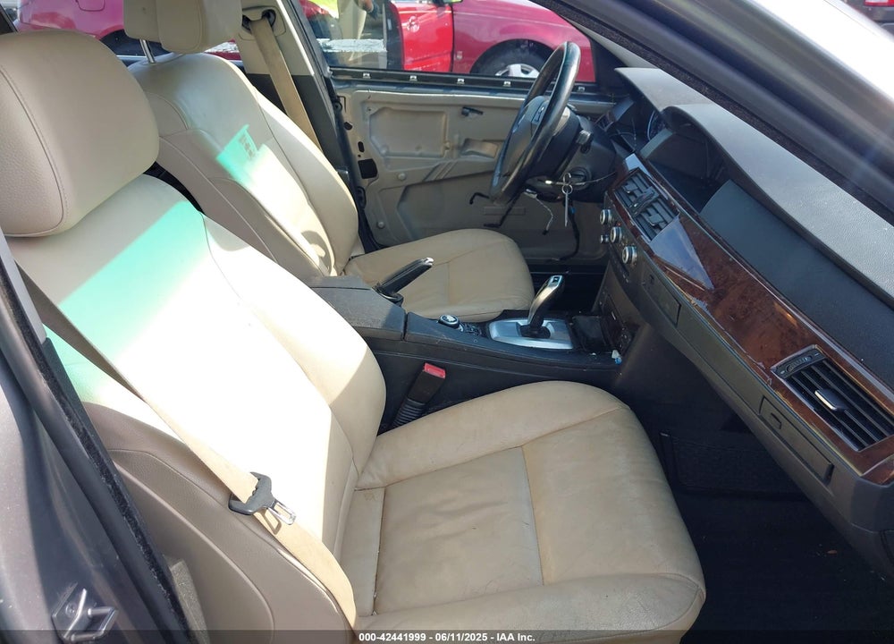 2010 BMW 5 SERIES VIN: WBANV1C59AC444673