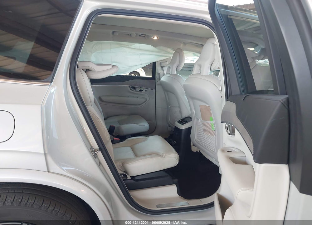 2021 VOLVO XC90 RECHARGE VIN: YV4BR00L0M1738323