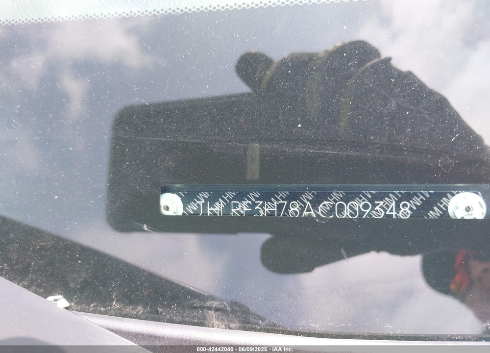 2010 HONDA CR-V VIN: JHLRE3H78AC009348