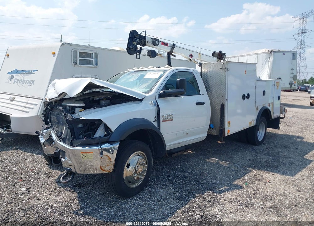 2015 RAM 5500 CHASSIS TRADESMAN/SLT VIN: 3C7WRMBL9FG567197