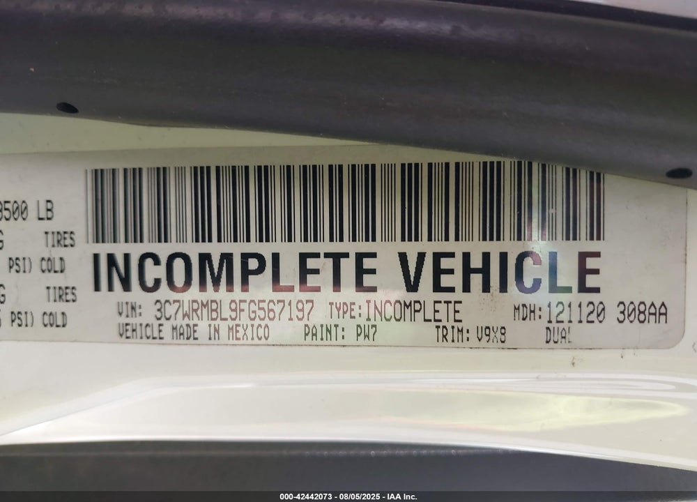 2015 RAM 5500 CHASSIS TRADESMAN/SLT VIN: 3C7WRMBL9FG567197