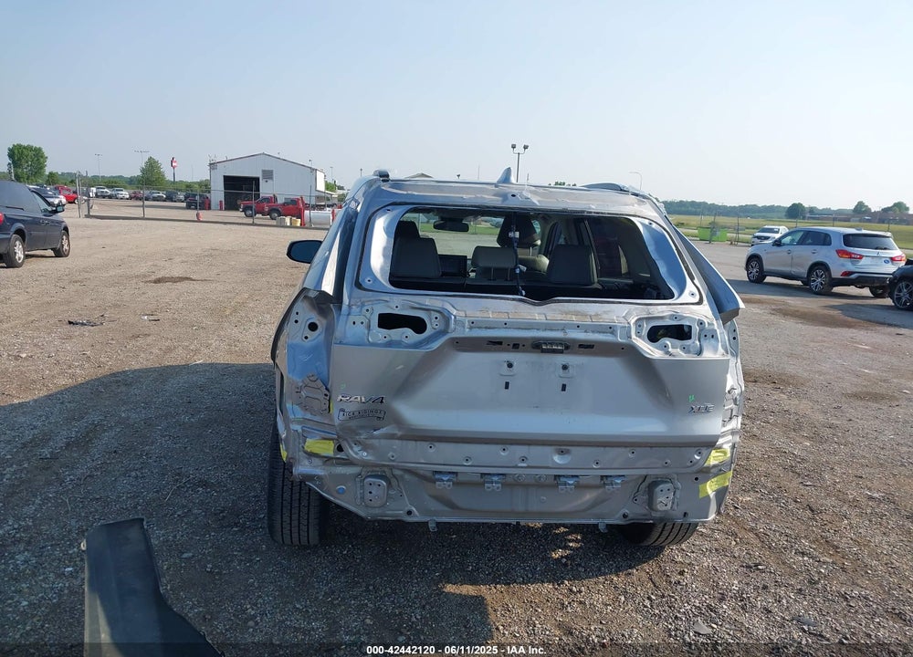 2019 TOYOTA RAV4 VIN: JTMC1RFV3KD512218