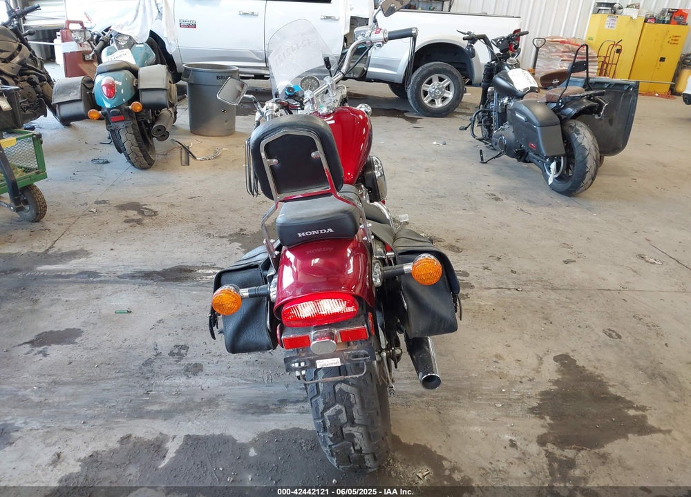 2007 HONDA VT600 CD VIN: JH2PC214X7M803010