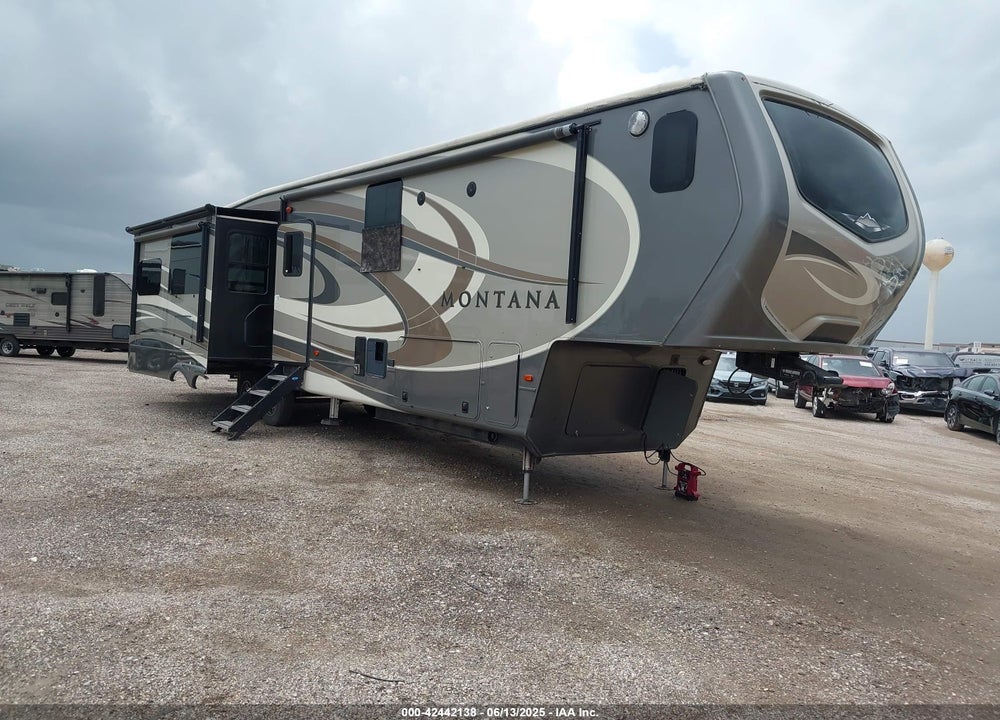 2018 KEYSTONE MONTANA VIN: 4YDF39225J4703315