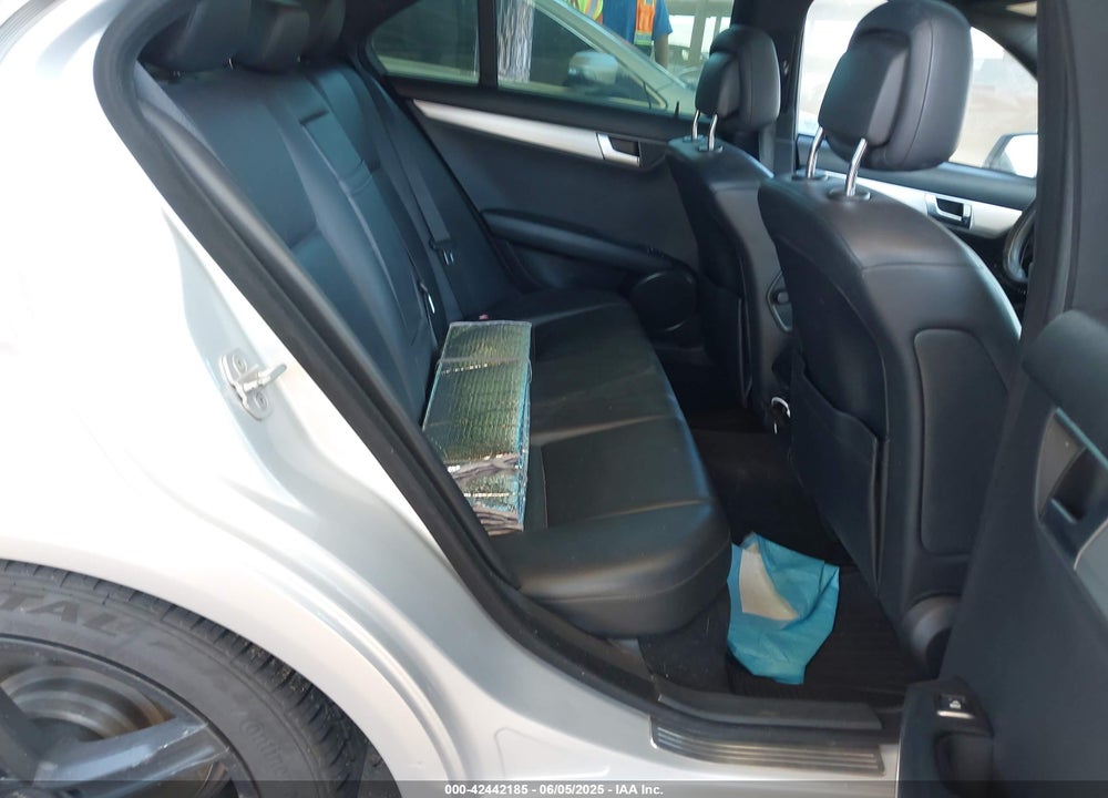 2012 MERCEDES-BENZ C CLASS VIN: WDDGF4HB3CR235072