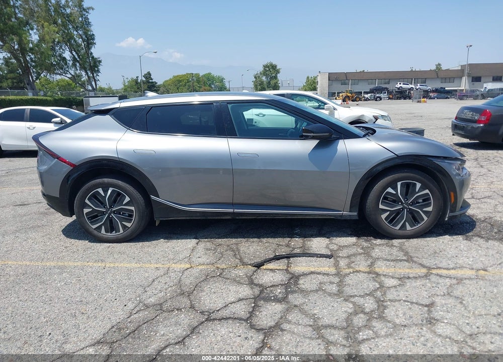 2024 KIA EV6 VIN: KNDC34LA3R5194622