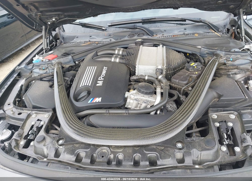 2018 BMW M3 VIN: WBS8M9C56J5L01243