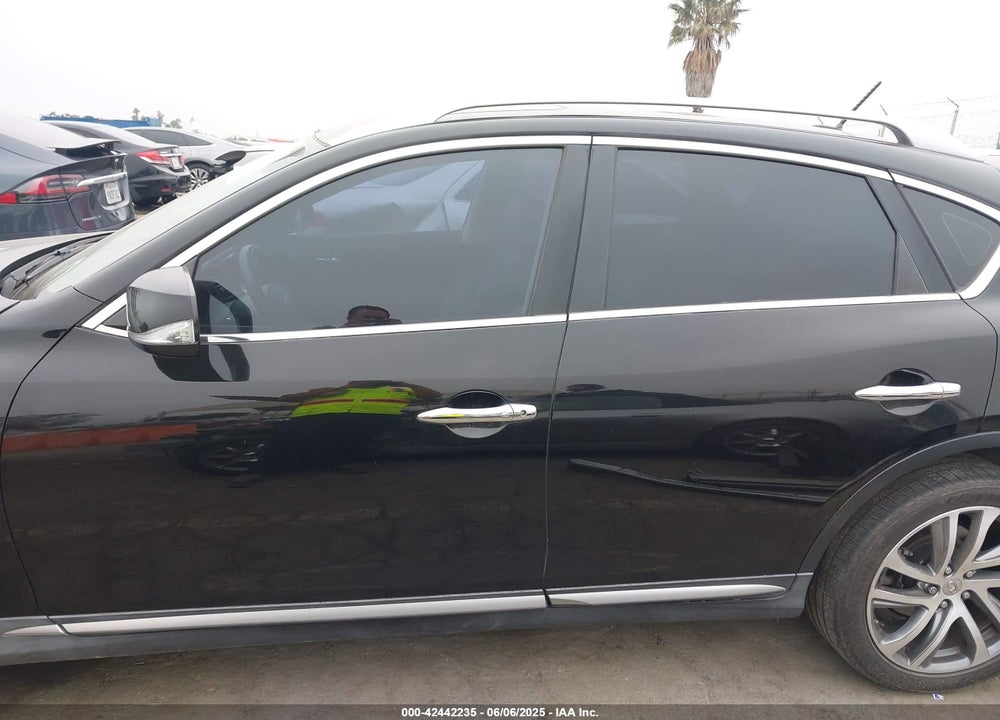 2017 INFINITI QX50 VIN: JN1BJ0RR0HM405323