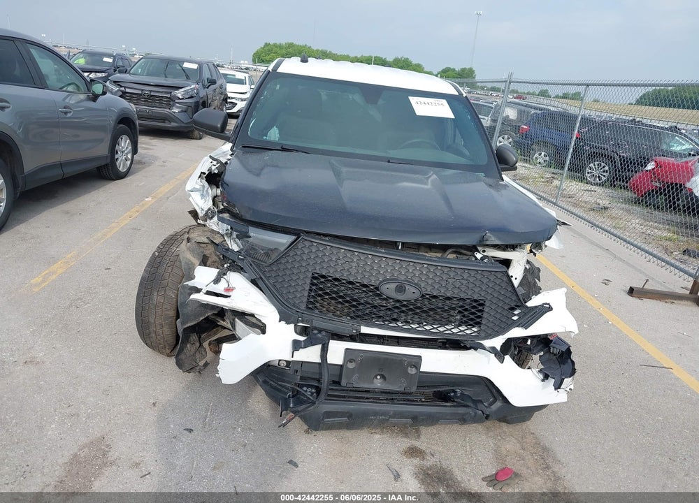 2020 FORD POLICE INTERCEPTOR SEDAN VIN: 1FM5K8AB2LGB85741