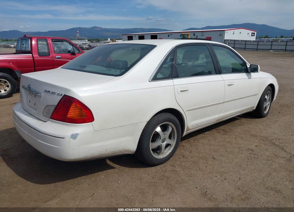 2000 TOYOTA AVALON XLS VIN: 4T1BF28B4YU085059