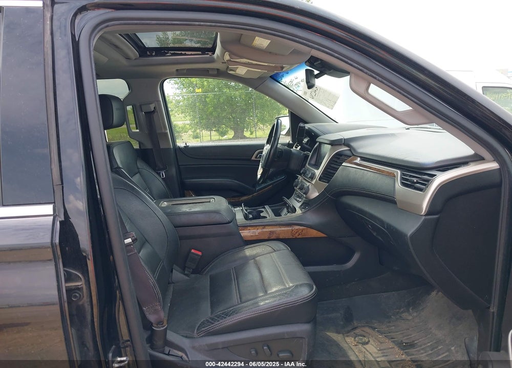 2015 GMC YUKON XL 1500 DENALI VIN: 1GKS2JKJ9FR633846