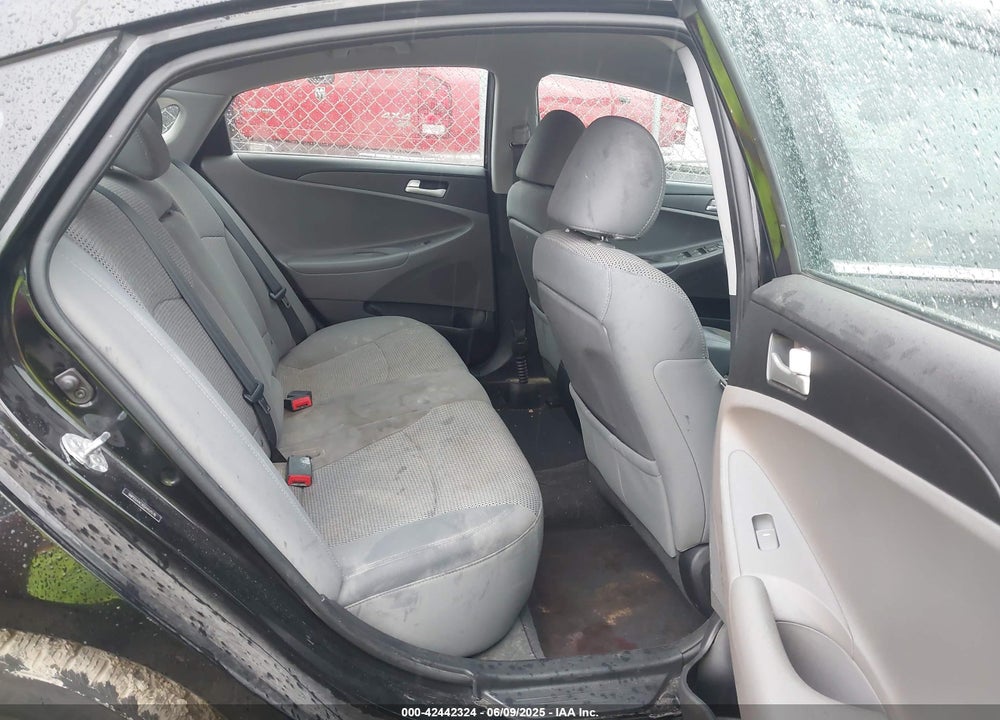 2012 HYUNDAI SONATA GLS VIN: 5NPEB4ACXCH452576