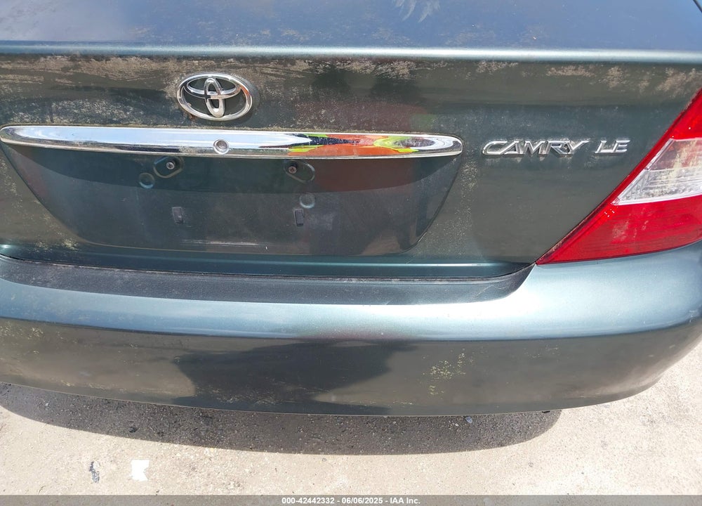2002 TOYOTA CAMRY LE VIN: JTDBE32K720040038