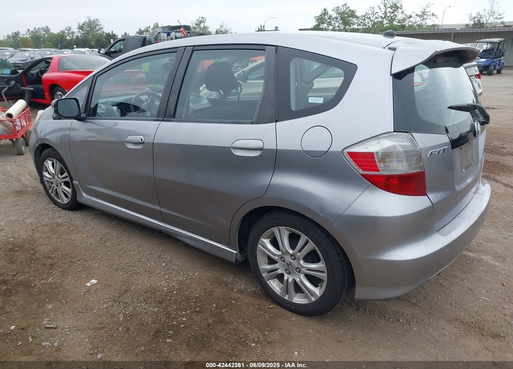 2009 HONDA FIT VIN: JHMGE88469S003295