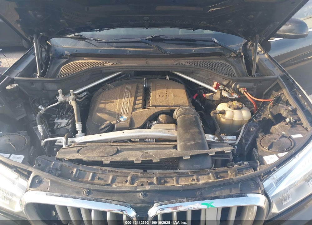 2017 BMW X5 VIN: 5UXKR2C33H0X05921