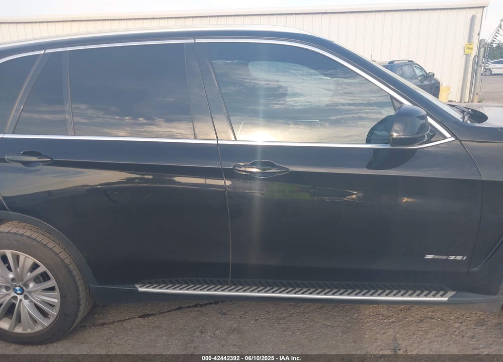 2017 BMW X5 VIN: 5UXKR2C33H0X05921