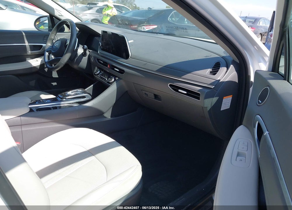 2020 HYUNDAI SONATA HYBRID LIMITED VIN: KMHL54JJ1LA009801