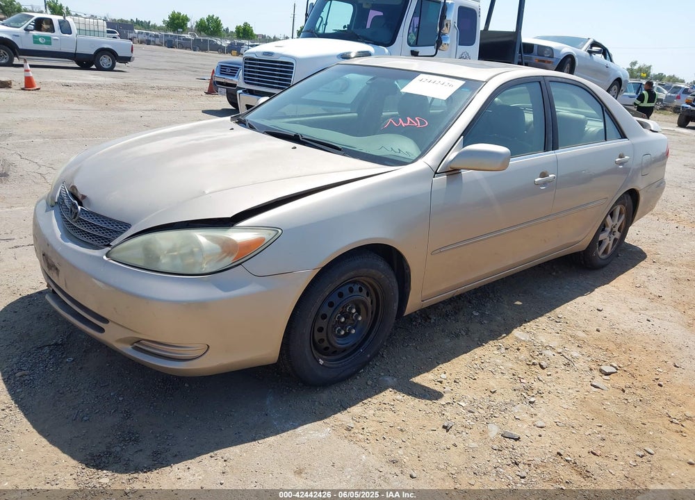 2002 TOYOTA CAMRY XLE V6 VIN: JTDBF30K120030783