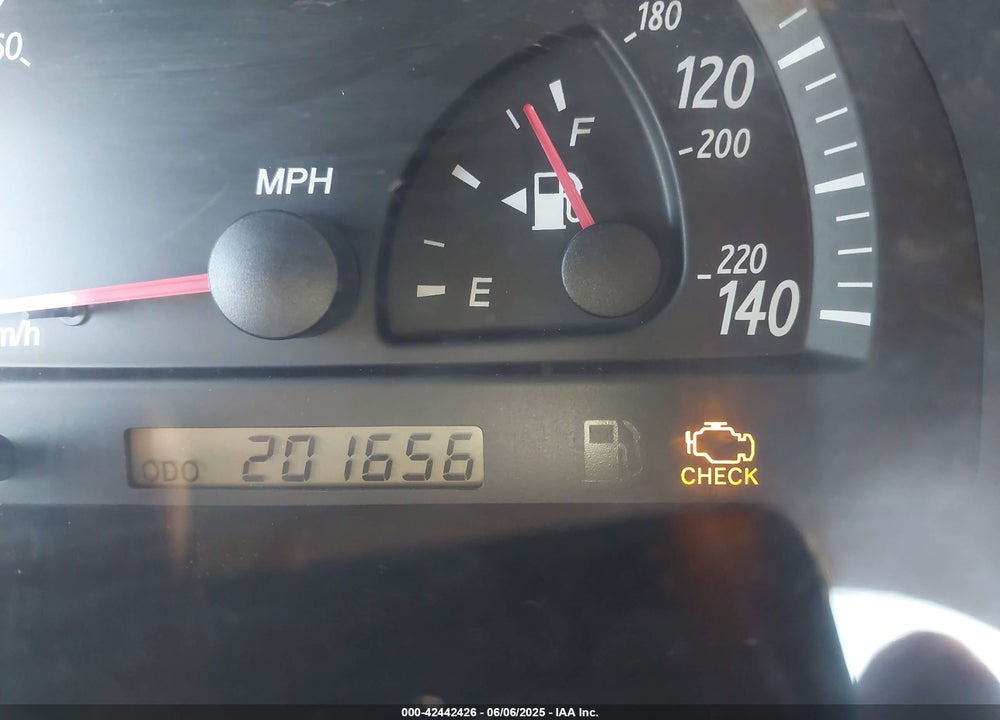 2002 TOYOTA CAMRY XLE V6 VIN: JTDBF30K120030783