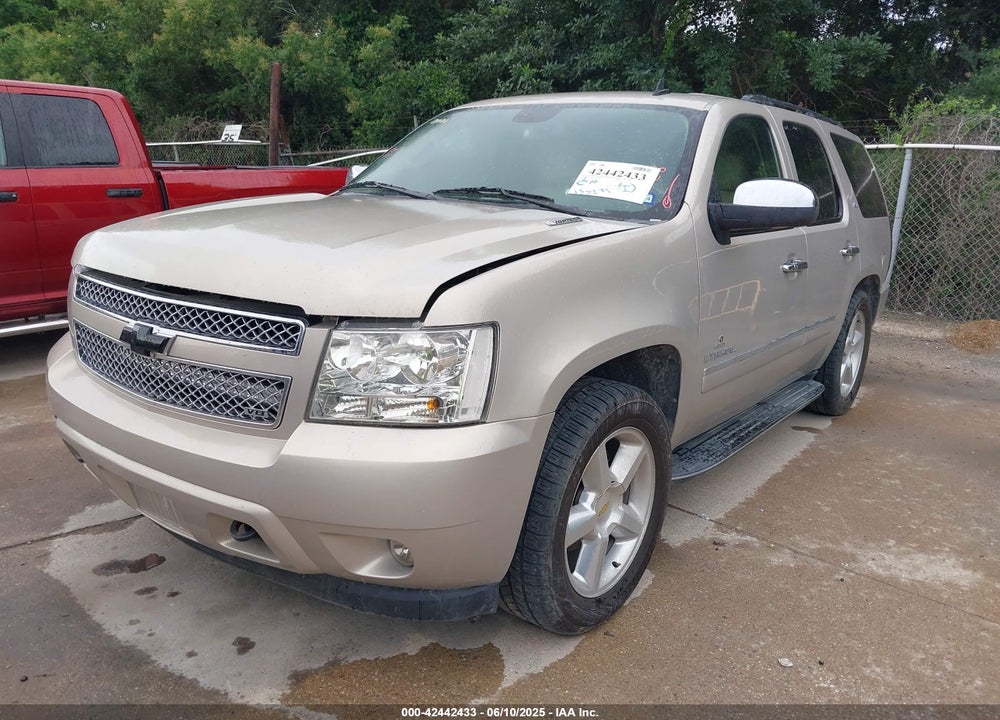 2009 CHEVROLET TAHOE LTZ VIN: 1GNFC33029R284021