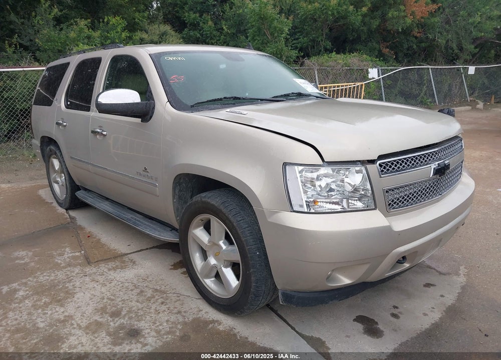 2009 CHEVROLET TAHOE LTZ VIN: 1GNFC33029R284021