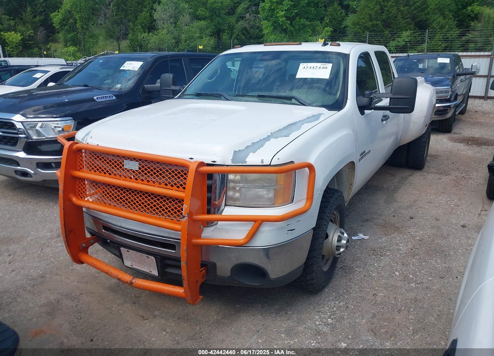 2009 GMC SIERRA 3500HD WORK TRUCK VIN: 1GTJC73679F125690