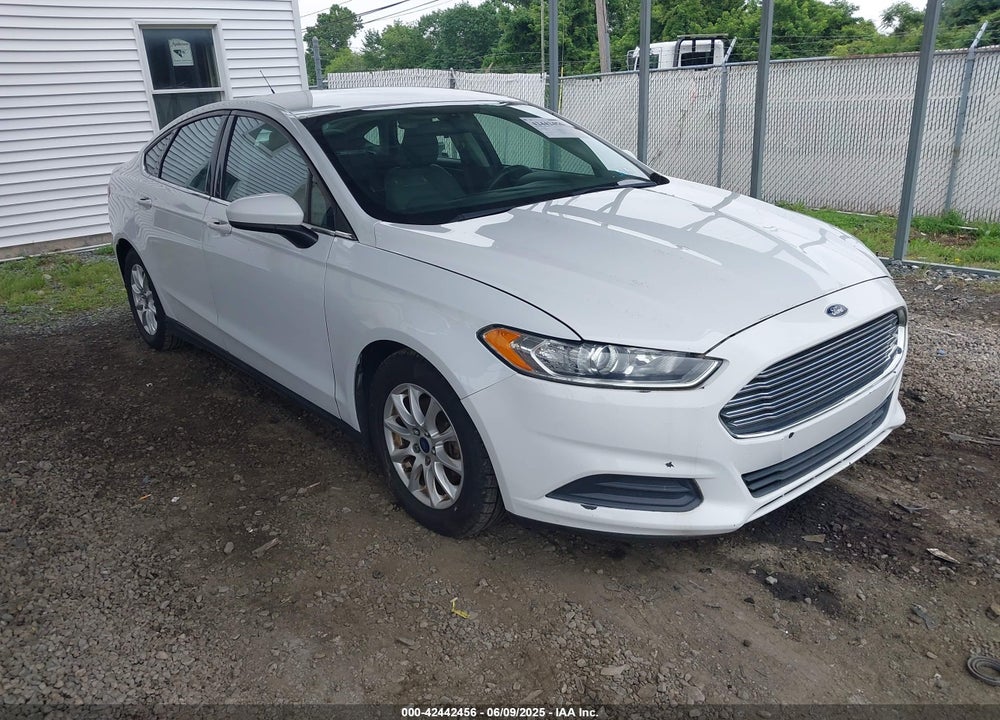 2016 FORD FUSION S VIN: 3FA6P0G74GR221383